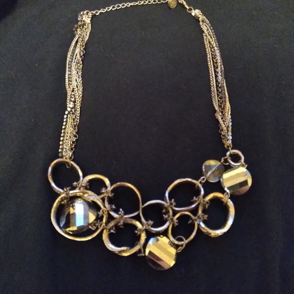 3 statement necklaces (2 signed) - Picture 3 of 11
